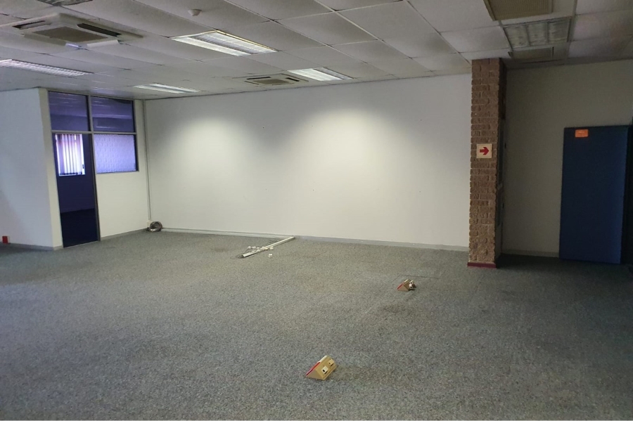 To Let commercial Property for Rent in Walmer Eastern Cape